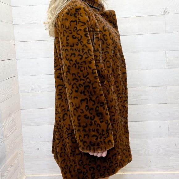 Faux fur leopard print jacket - Picture 4 of 6